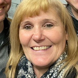 Meet your Posher, Denice